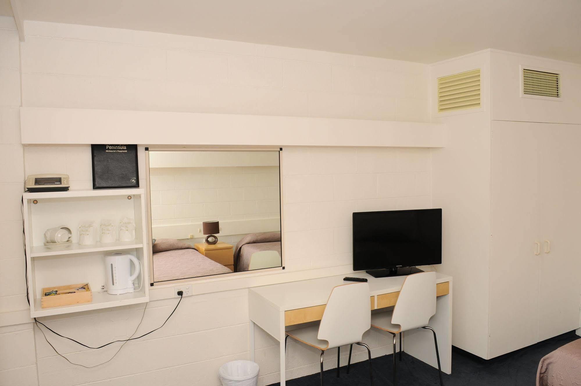 Peninsula Motor Inn Tyabb Bagian luar foto