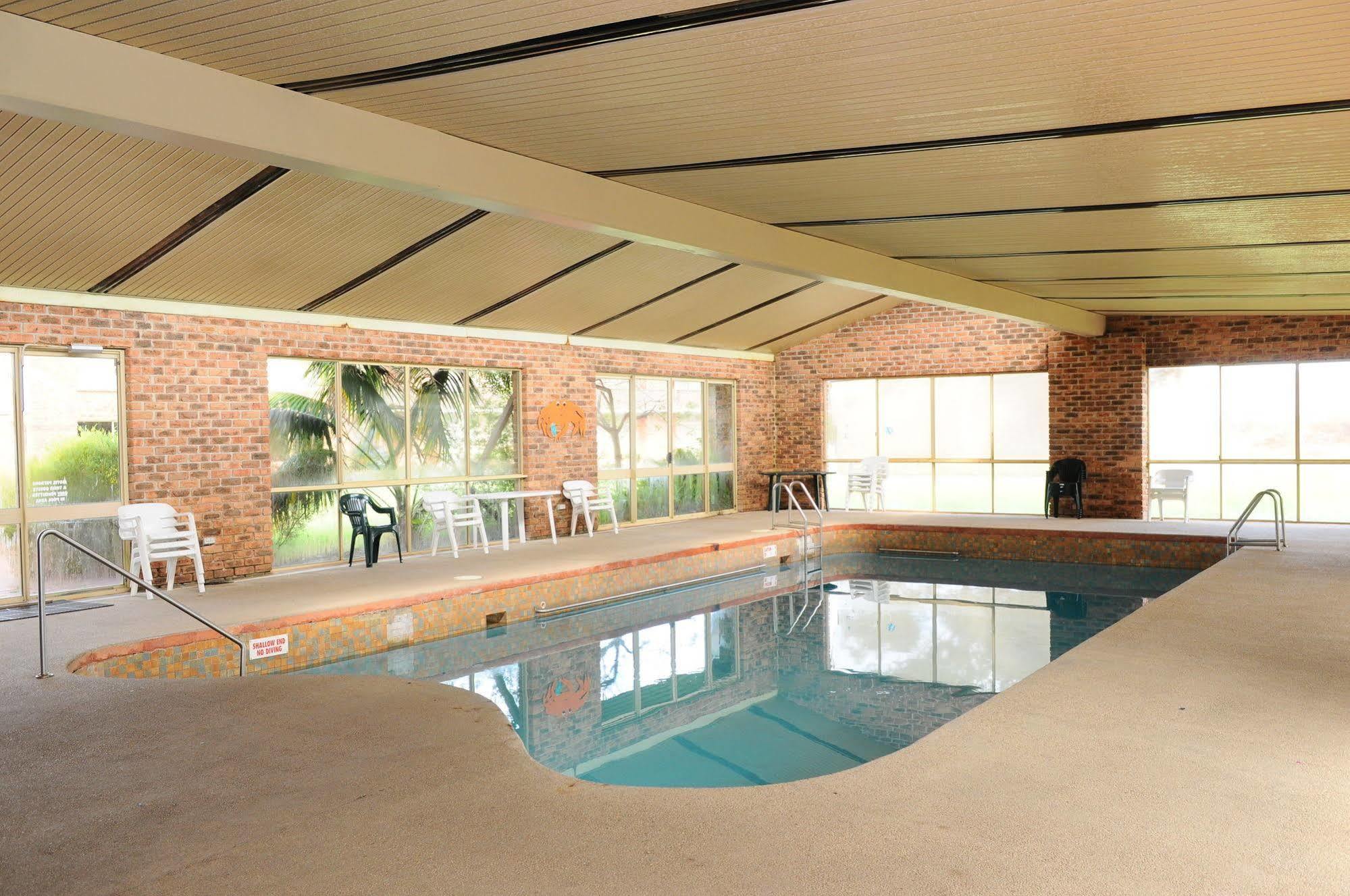 Peninsula Motor Inn Tyabb Bagian luar foto